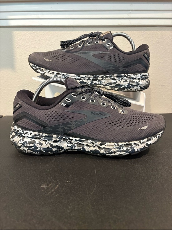 Brooks Shoes - Brooks Women’s Ghost 15 Gray Black Marbled Running Shoes Size 10.5 Fast Shipping